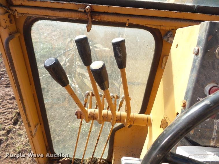 image for item AX9042 Dresser A560E motor grader