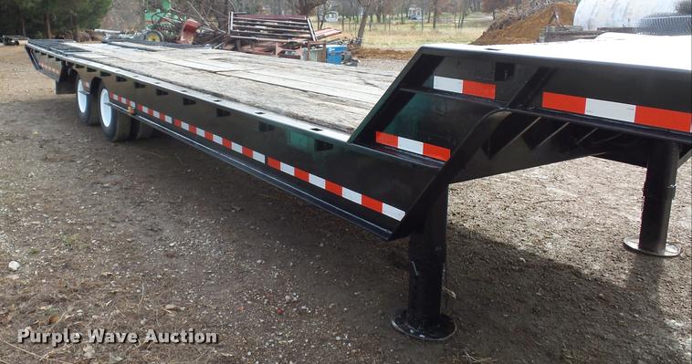 image for item AX9054 1980 Trail-Eze 5542-1200 equipment trailer