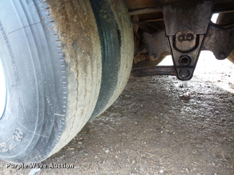 image for item AX9054 1980 Trail-Eze 5542-1200 equipment trailer