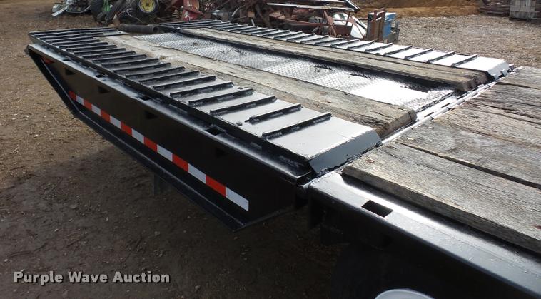 image for item AX9054 1980 Trail-Eze 5542-1200 equipment trailer