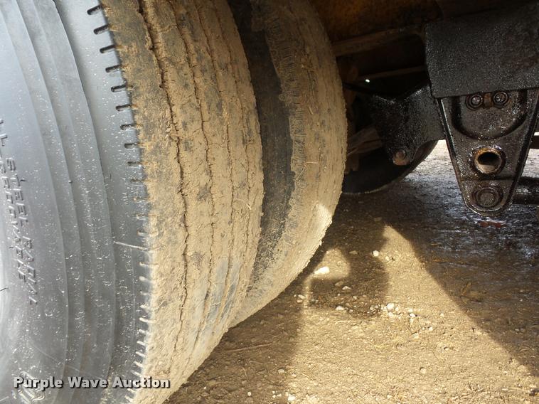 image for item AX9054 1980 Trail-Eze 5542-1200 equipment trailer