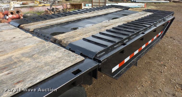 image for item AX9054 1980 Trail-Eze 5542-1200 equipment trailer