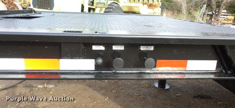image for item AX9054 1980 Trail-Eze 5542-1200 equipment trailer