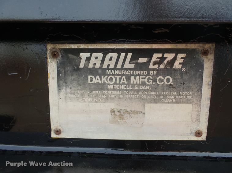 image for item AX9054 1980 Trail-Eze 5542-1200 equipment trailer