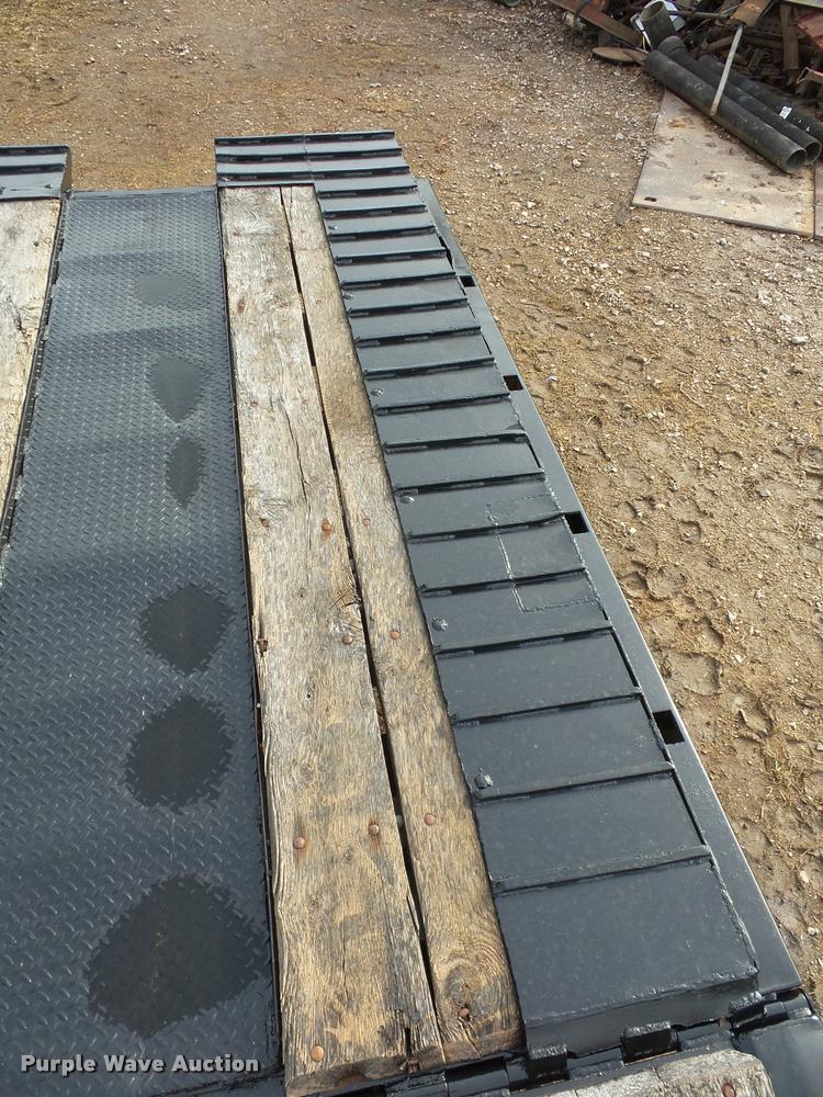 image for item AX9054 1980 Trail-Eze 5542-1200 equipment trailer