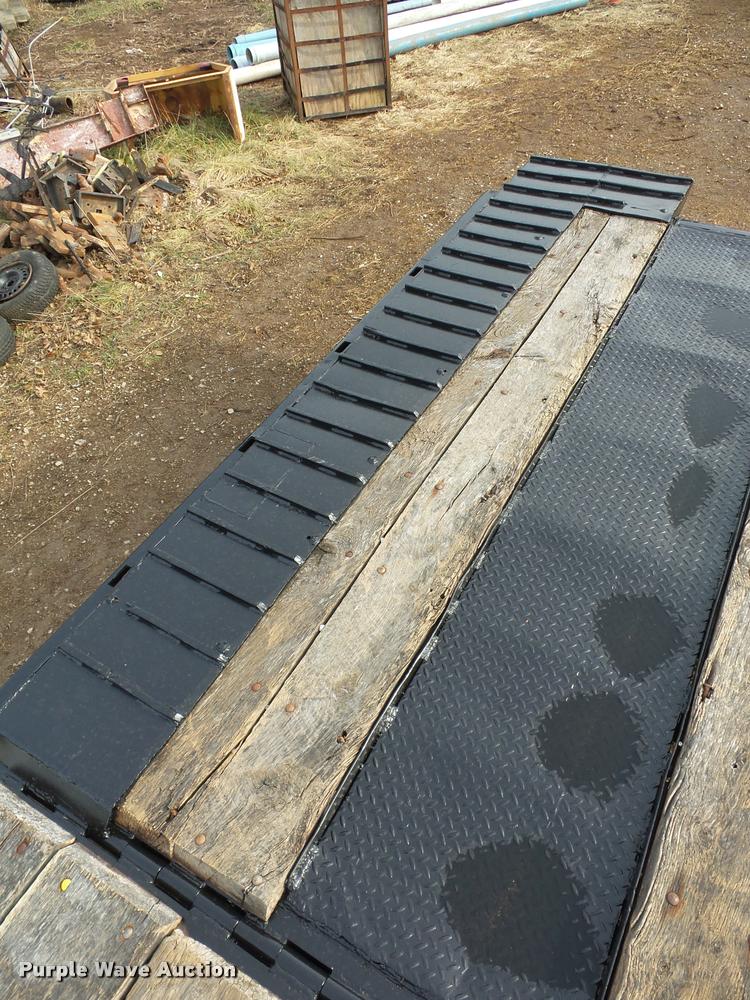 image for item AX9054 1980 Trail-Eze 5542-1200 equipment trailer