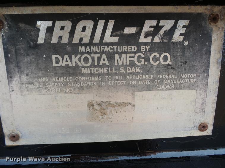 image for item AX9054 1980 Trail-Eze 5542-1200 equipment trailer