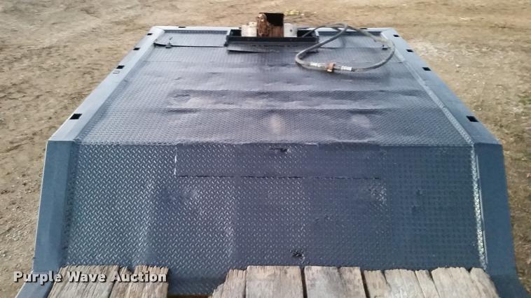 image for item AX9054 1980 Trail-Eze 5542-1200 equipment trailer