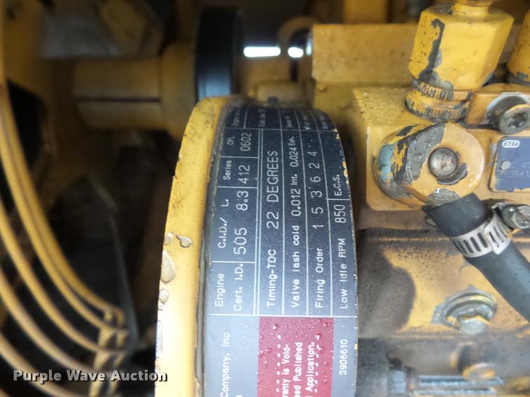 image for item BG9526 Champion 720H Series III motor grader