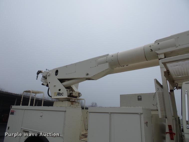 image for item BG9530 1997 Ford F800 Super Duty bucket truck