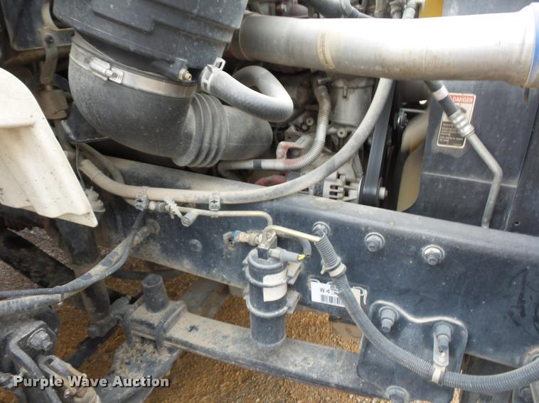 image for item BG9531 2006 Freightliner Business Class M2 pothole patcher truck