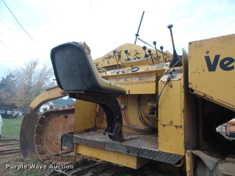 image for item BG9543 1990 Vermeer T-800-HT trencher