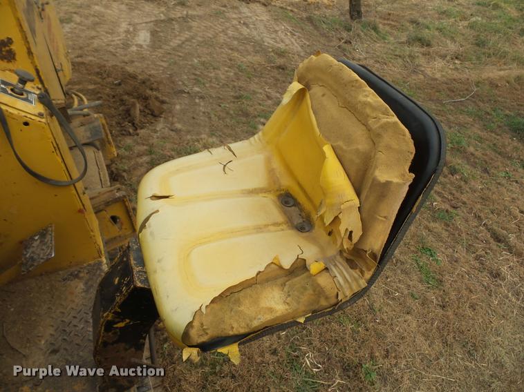 image for item BG9543 1990 Vermeer T-800-HT trencher