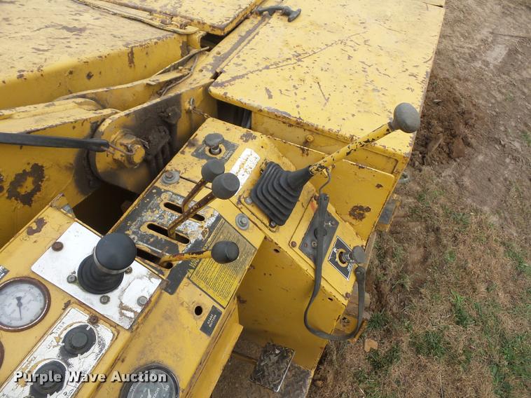 image for item BG9543 1990 Vermeer T-800-HT trencher