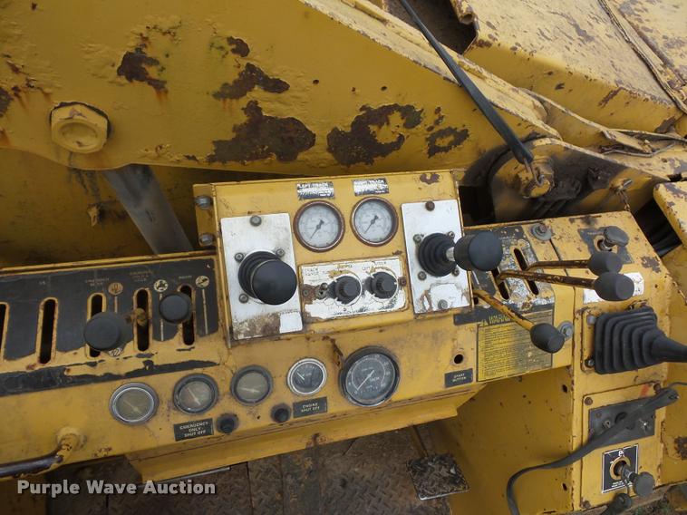 image for item BG9543 1990 Vermeer T-800-HT trencher