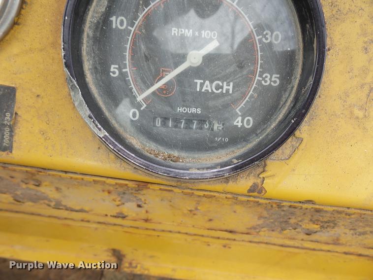 image for item BG9543 1990 Vermeer T-800-HT trencher