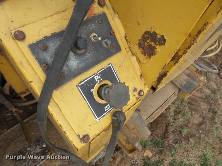 image for item BG9543 1990 Vermeer T-800-HT trencher