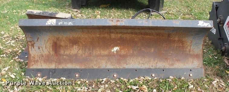 image for item BG9547 Thomas Equipment U-2039 skid steer snow plow