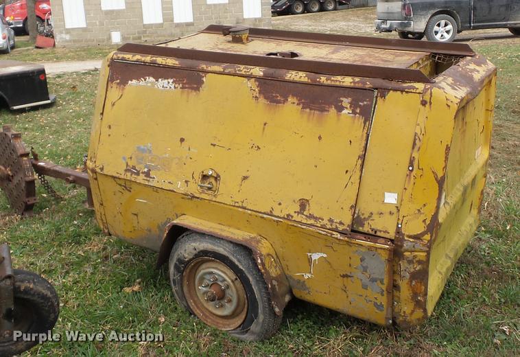 image for item BG9552 Ingersoll Rand air compressor