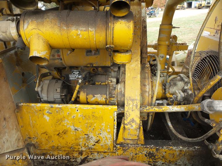 image for item BG9552 Ingersoll Rand air compressor