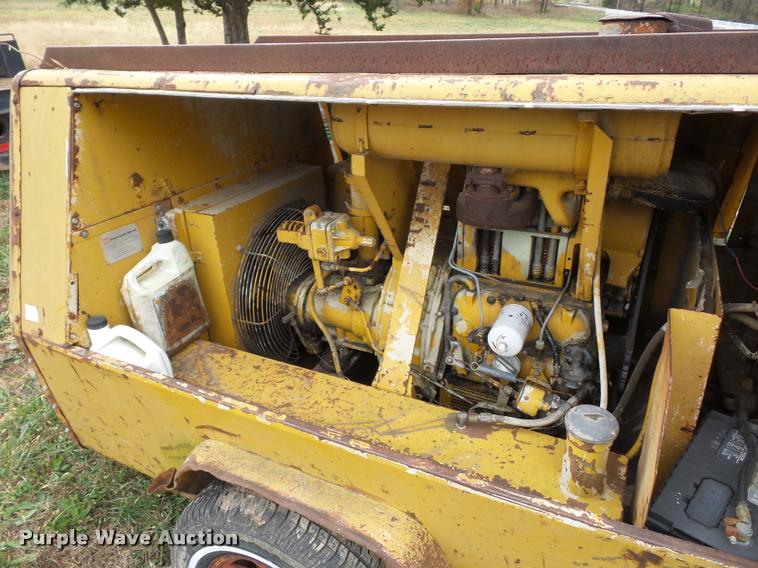 image for item BG9552 Ingersoll Rand air compressor