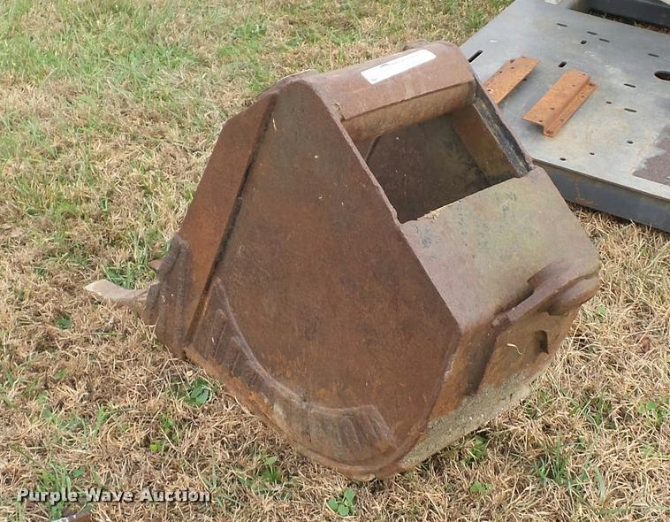 image for item BG9559 Excavator bucket