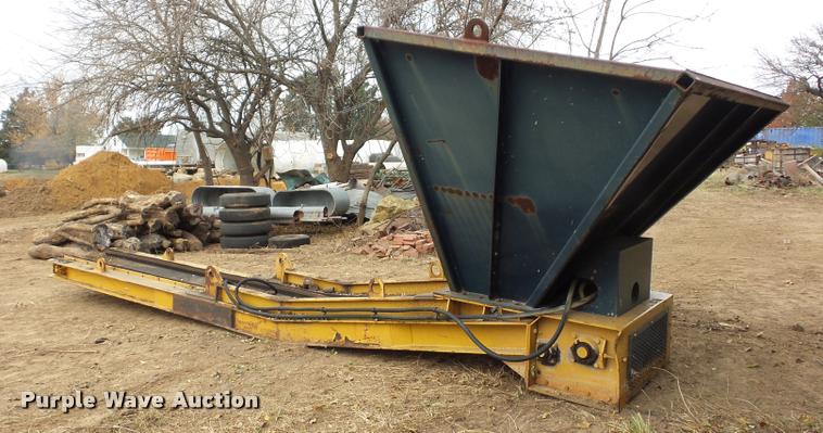 image for item BG9562 Hydraulic conveyor