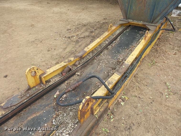 image for item BG9562 Hydraulic conveyor