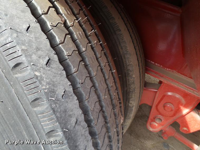 image for item BJ9292 2015 Nuttall 235LB equipment trailer