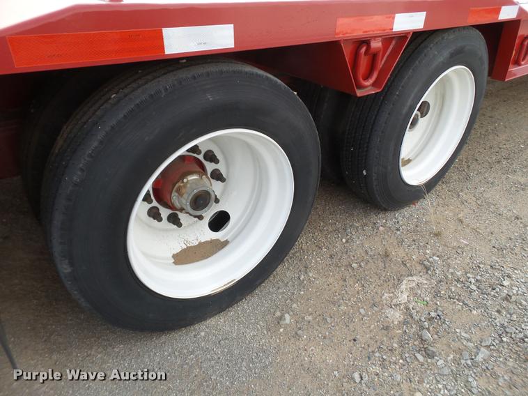 image for item BJ9292 2015 Nuttall 235LB equipment trailer