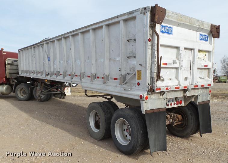 image for item BJ9293 1991 Mate end dump trailer