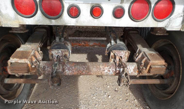 image for item BJ9293 1991 Mate end dump trailer