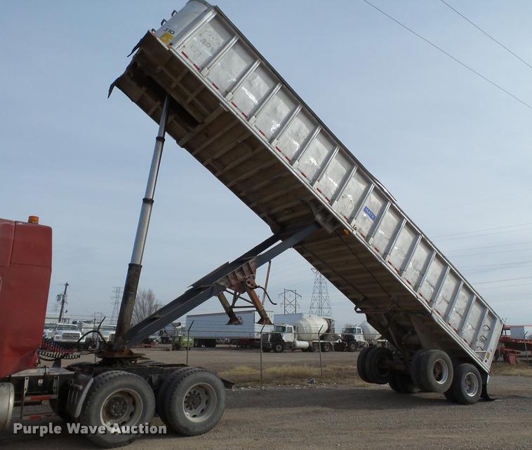 image for item BJ9293 1991 Mate end dump trailer
