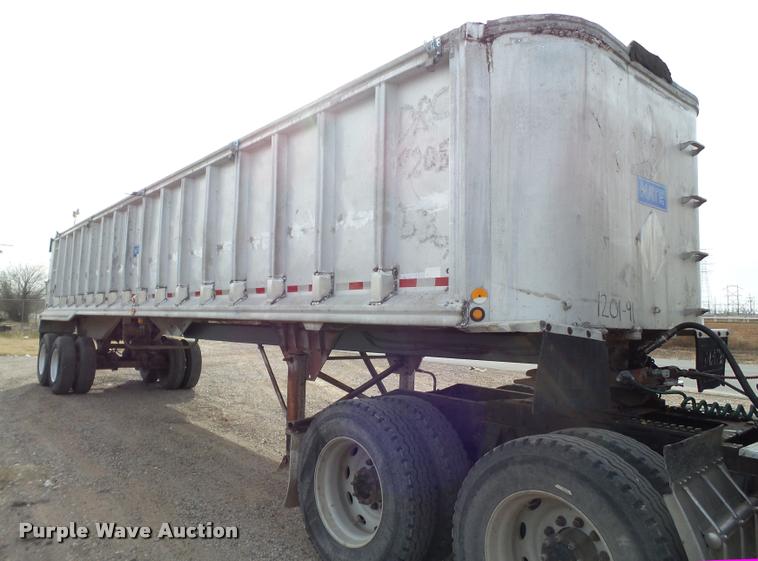 image for item BJ9293 1991 Mate end dump trailer