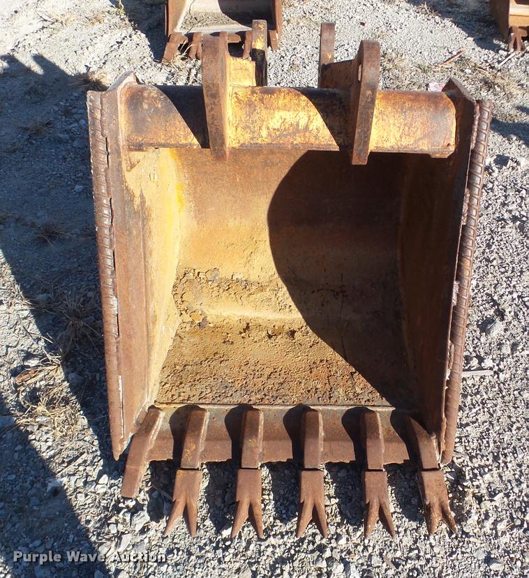 image for item BR9001 Gannon backhoe bucket