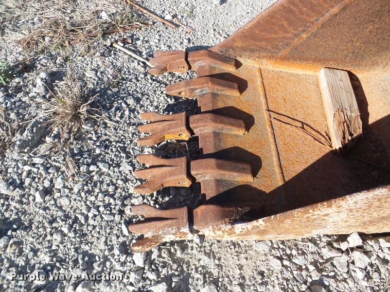 image for item BR9003 Backhoe bucket