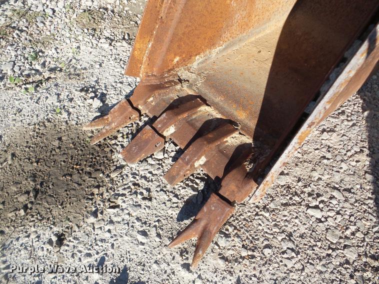 image for item BR9004 Backhoe bucket