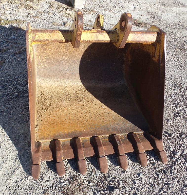 image for item BR9005 Backhoe bucket