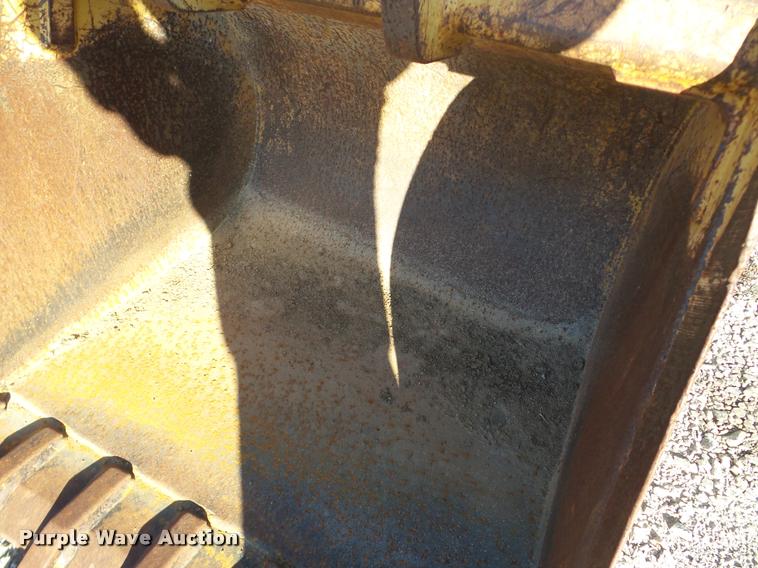 image for item BR9005 Backhoe bucket