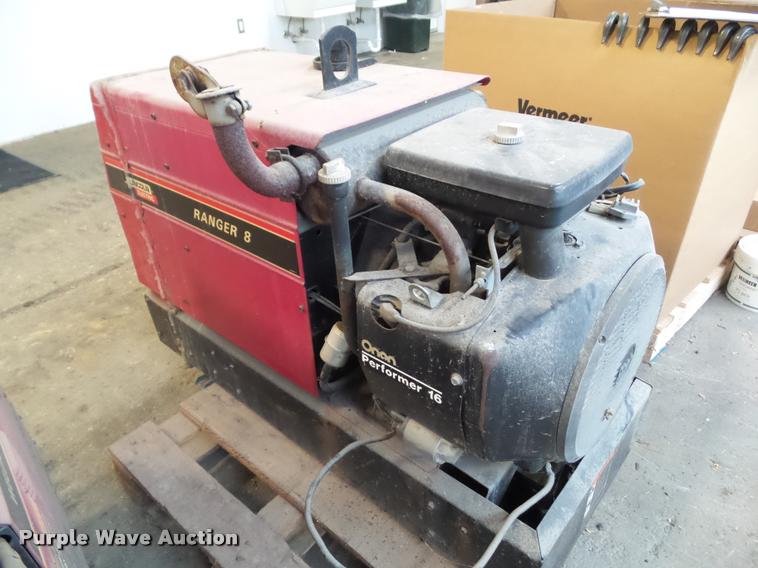 image for item BZ9958 Lincoln Ranger 8 welder/generator