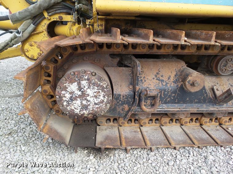 image for item BZ9959 1997 Vermeer RC6000 Flextrak 115 vibratory plow