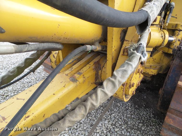 image for item BZ9959 1997 Vermeer RC6000 Flextrak 115 vibratory plow