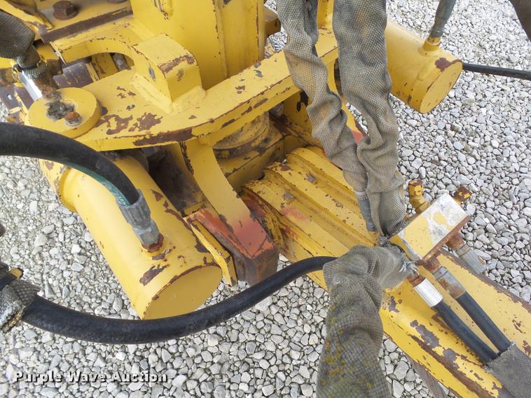 image for item BZ9959 1997 Vermeer RC6000 Flextrak 115 vibratory plow