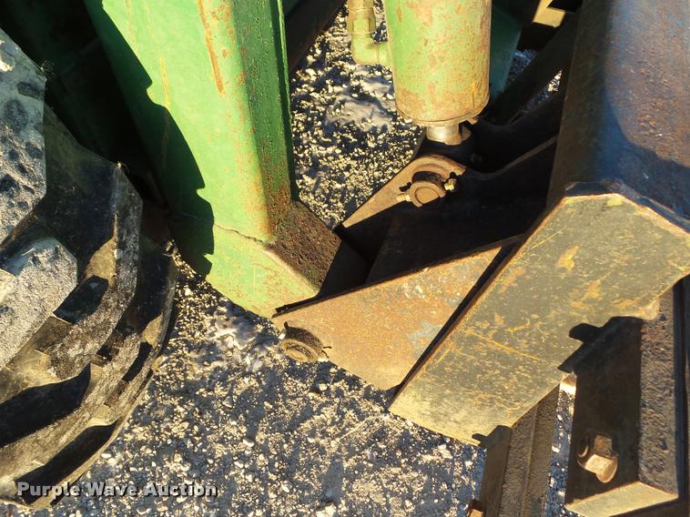 image for item BZ9960 John Deere 170 skid steer