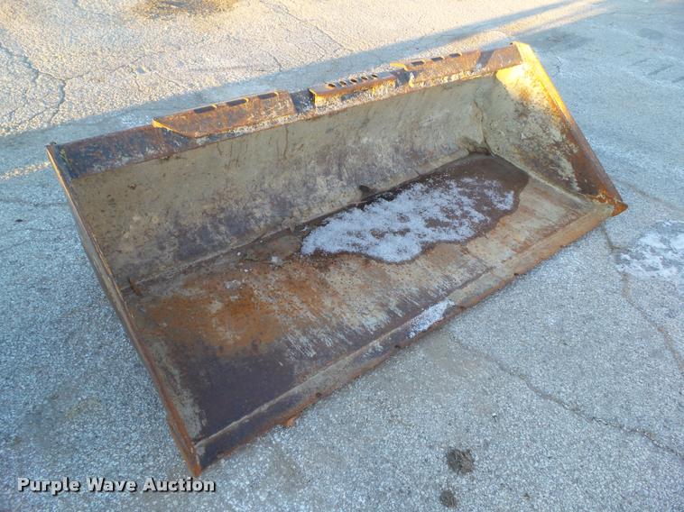 image for item BZ9962 Skid steer bucket