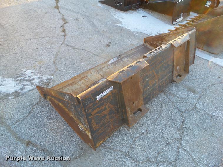 image for item BZ9962 Skid steer bucket