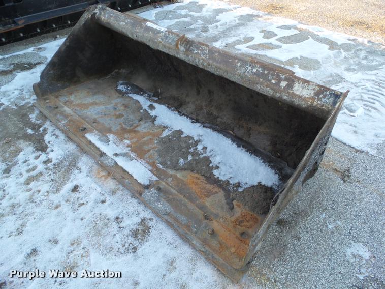 image for item BZ9964 Skid steer bucket