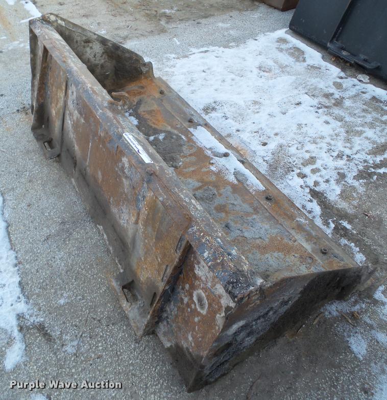 image for item BZ9964 Skid steer bucket