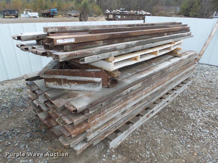 image for item CA9329 Concrete forms