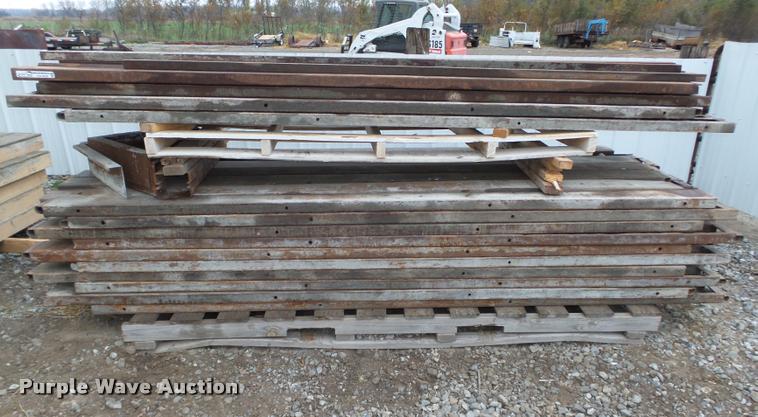 image for item CA9329 Concrete forms